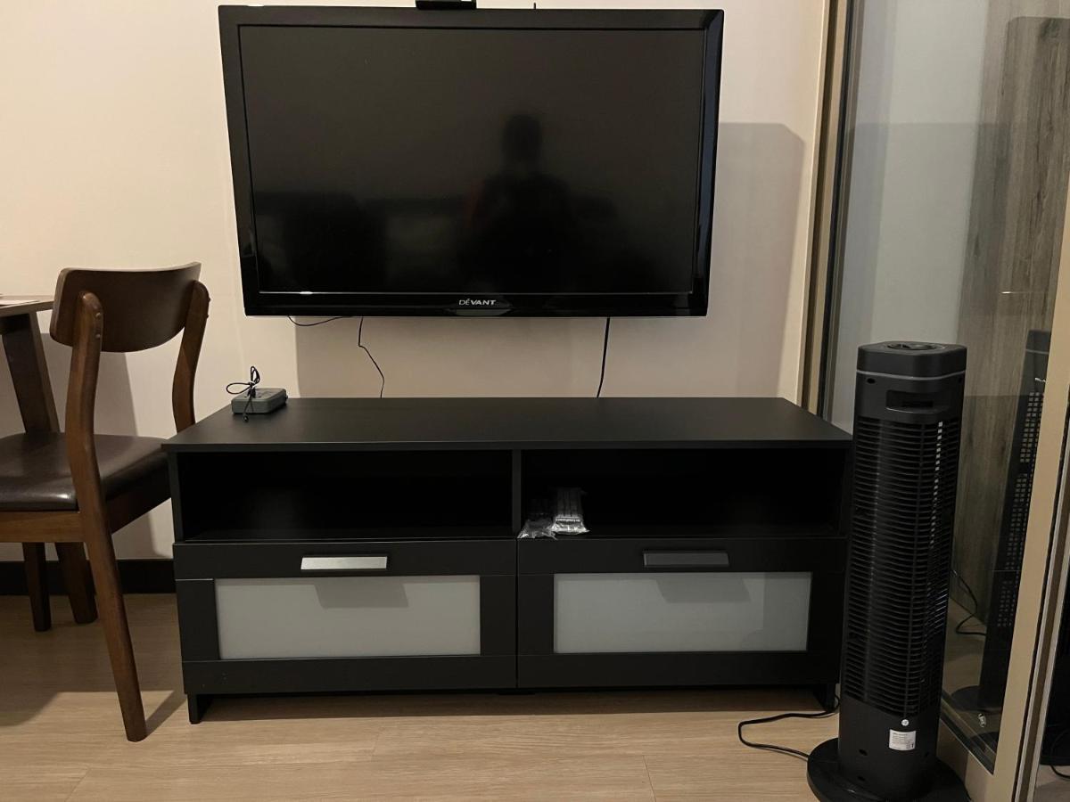 Ramiro Haven Staycation Манила Экстерьер фото