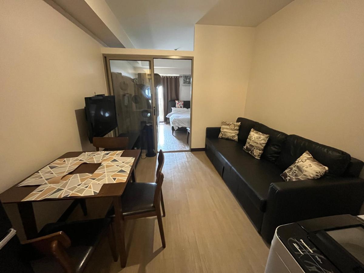 Ramiro Haven Staycation Манила Экстерьер фото
